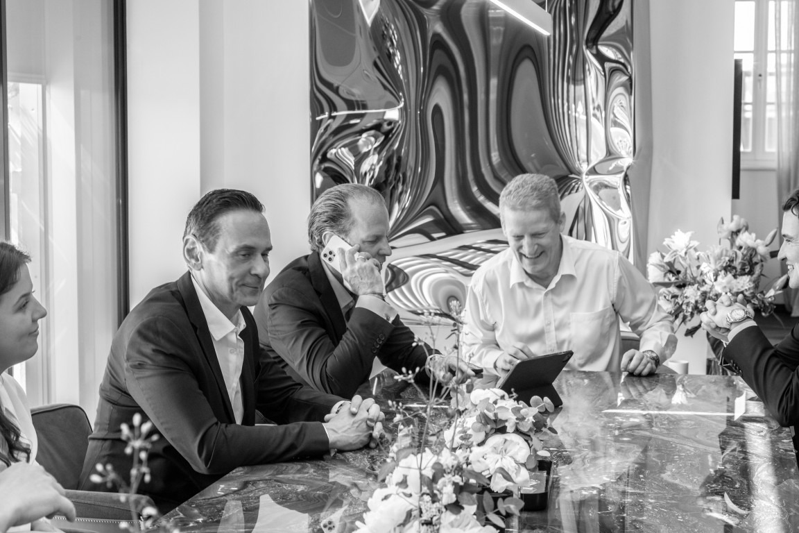 Kronos Advisory Team working at a table